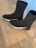 Ash trainers