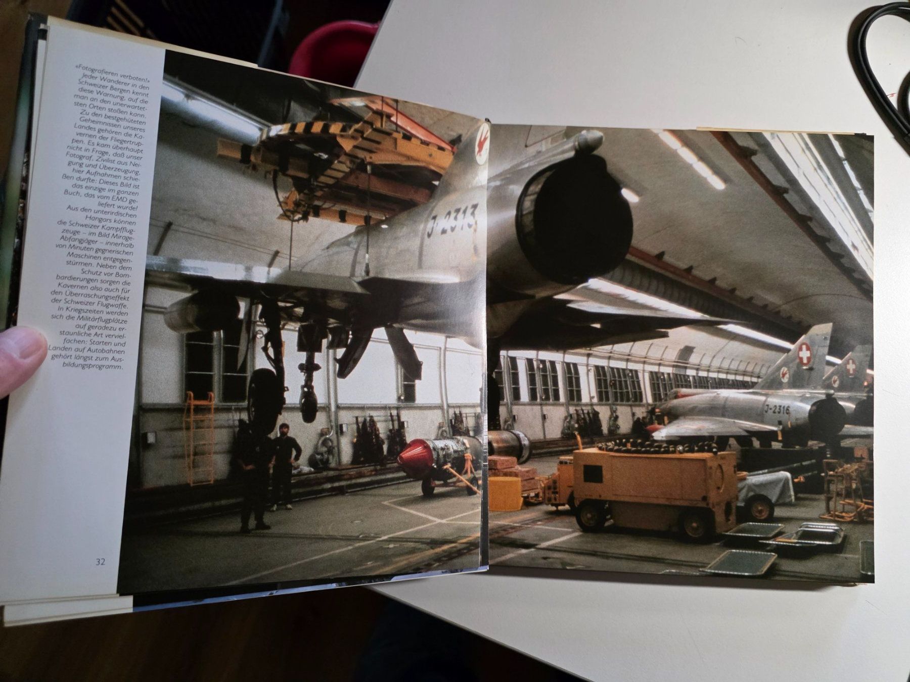 Libri: Die Armee - Mondo Buch 1988 – Difettoso da Walterswil BE venduto da Lonitti 6
