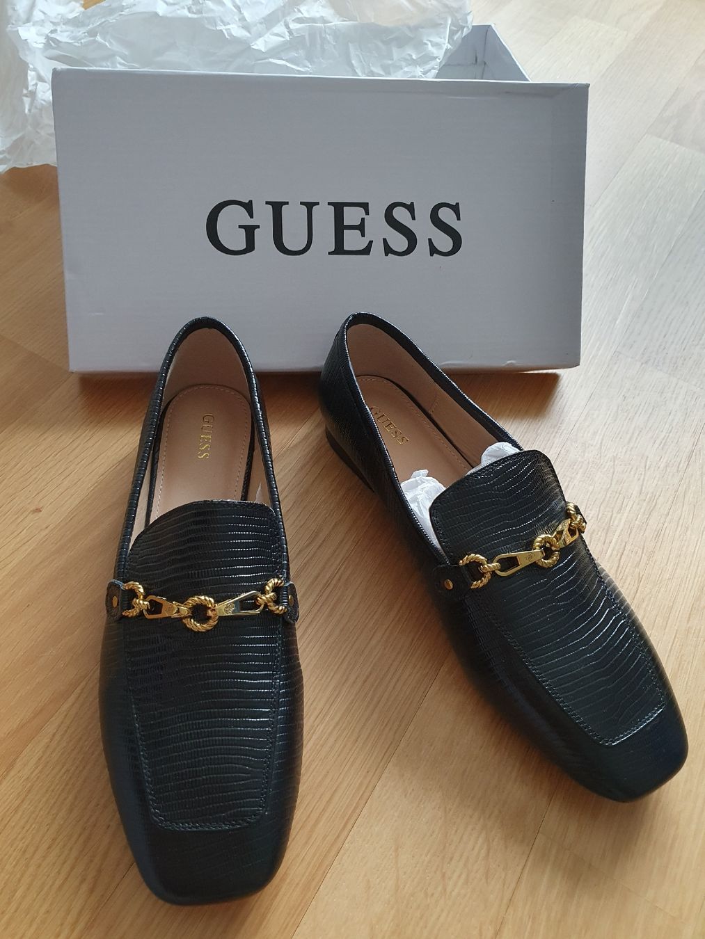 Guess Scarpe da donna: Neuer Guess Loafer Grösse 39 – Nuovo e nell'imballaggio originale da Wettingen venduto da __Dom__