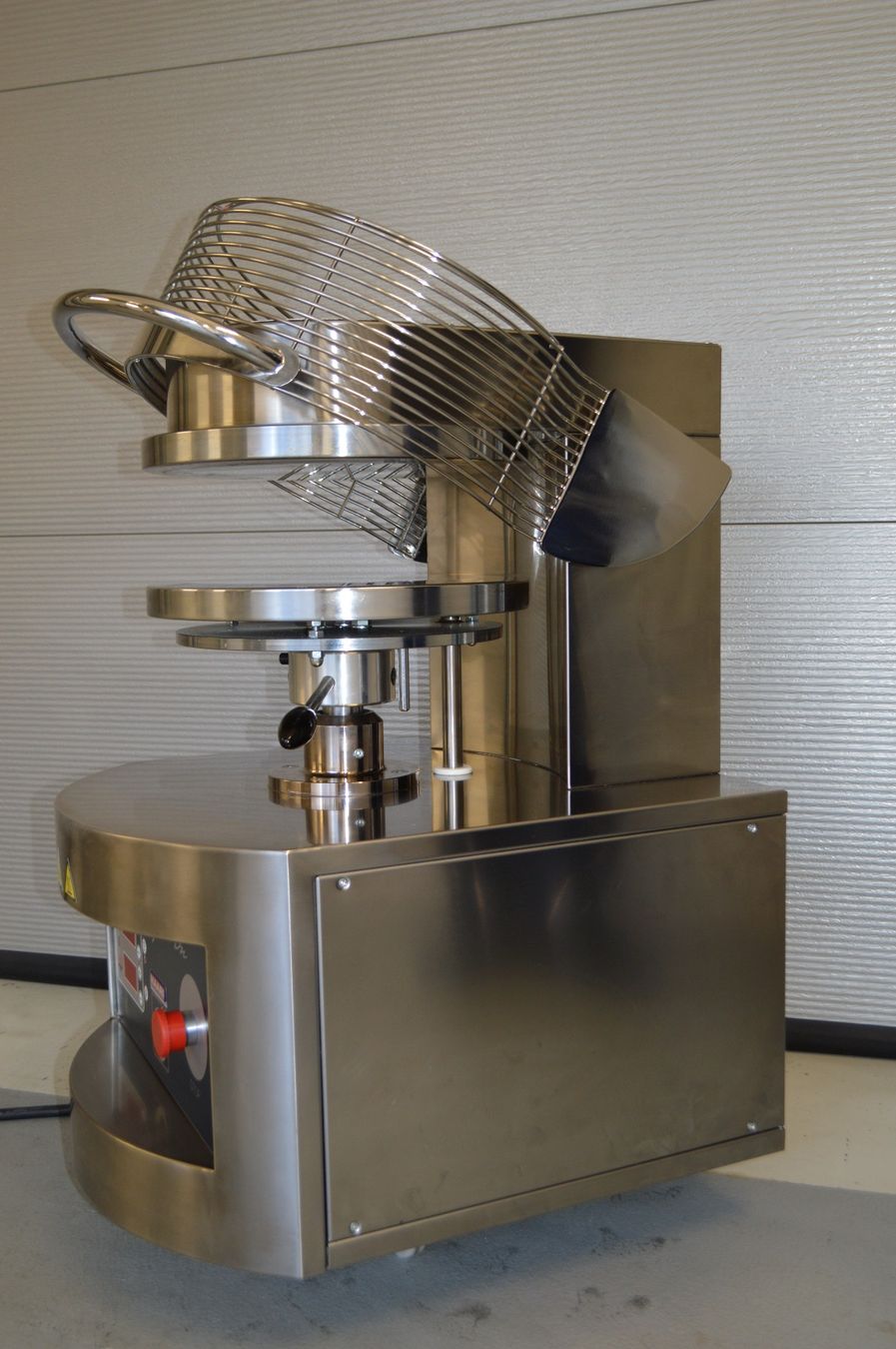 Elettrodomestici da cucina: Gastro Pizzapresse Cuppone PZF35 – Usato da Dietlikon venduto da HighspeedUmzug 4