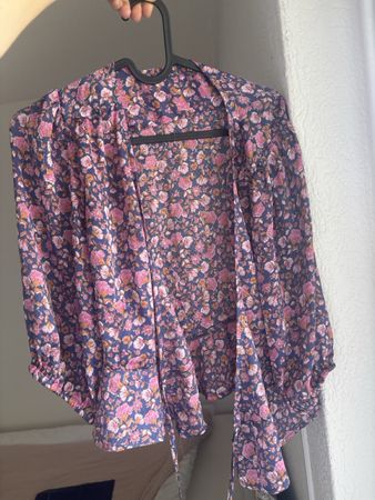 Damen Bluse mit Blumenmuster blau rosa guter Zustand