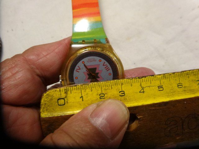 Swatch Montres: S-WATCH  SCHÖNE HERREN UHR,QUARTZ,SCHÖNE MODE,FARBE.LÄÜFT – D'occasion à zürich par ahmad01 4