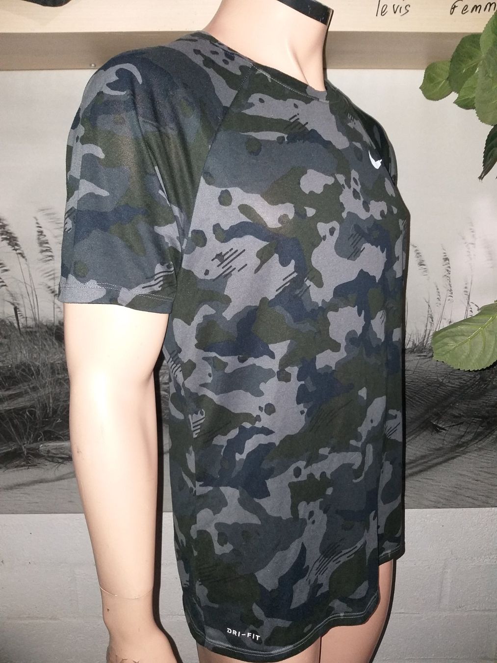 Nike T-shirt: T-Shirt NIKE  Taille / Grosse M – Usato da Cossonay-ville venduto da Super-Price-Quality 5