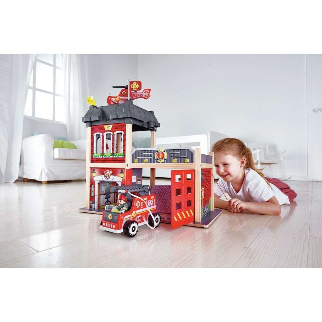 Hape Giocattoli: HAPE Grossstadt-Feuerwache – Usato da Zürich venduto da julia20016 4