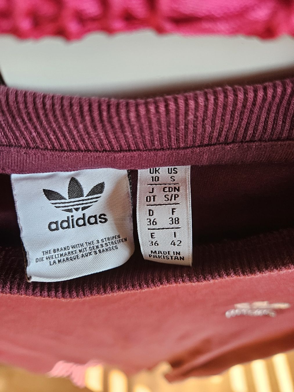 Adidas Kleider: Kleid Adidas – Gebraucht aus Biberist von Divoka 1