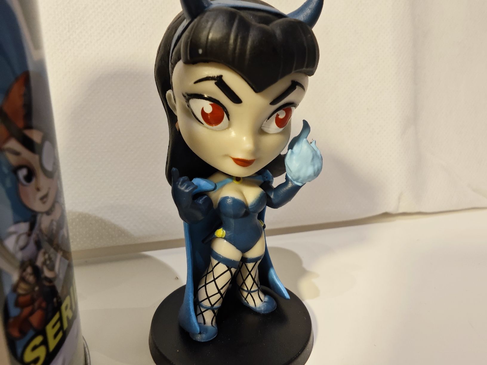 Statuette: DC Comics Lil Bombshells Raven Figure Series 3 – Usato da Bellinzona venduto da suissepro 1