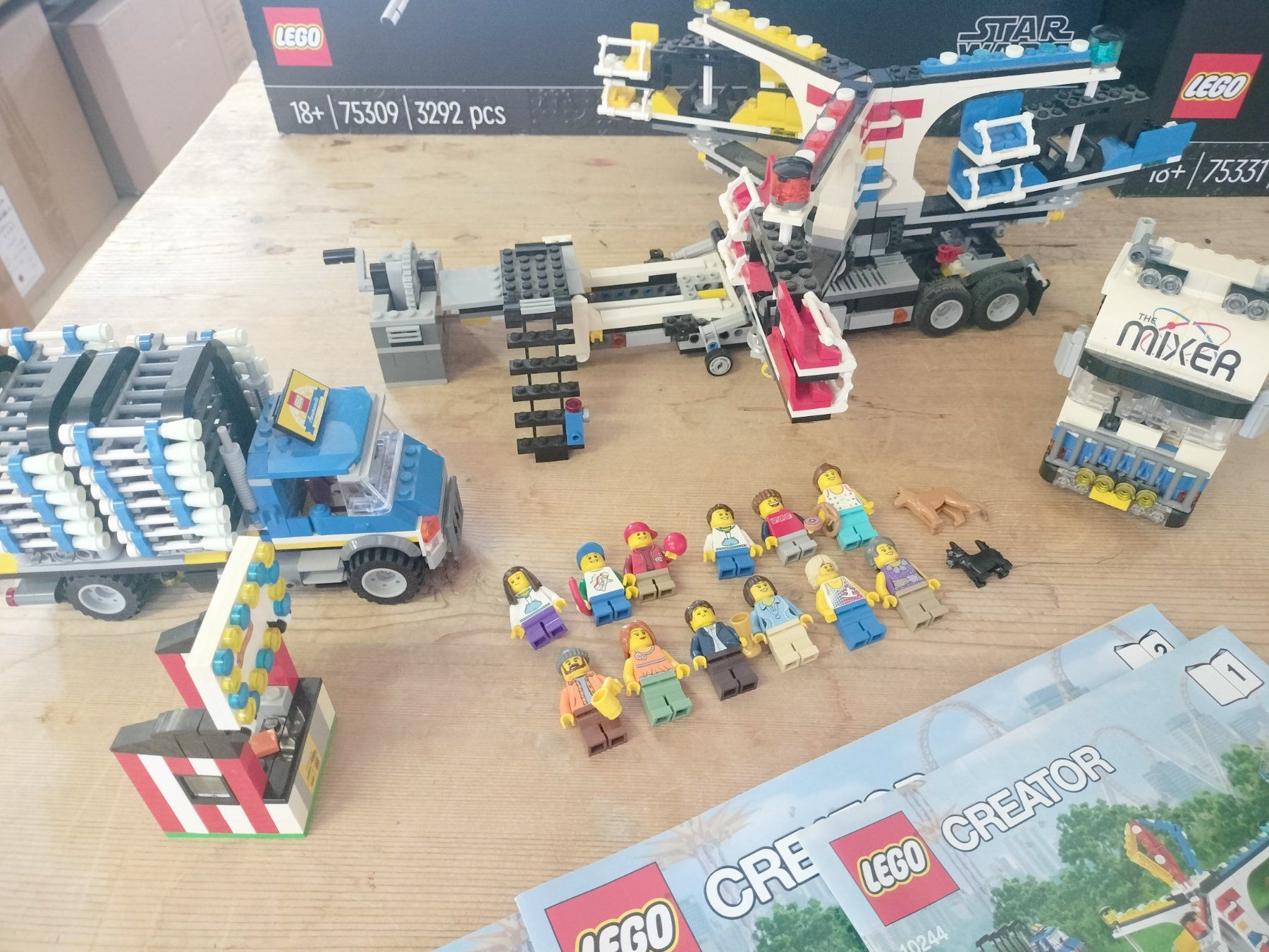 Lego Jouets: Lego Creator Expert 10244 Fairground Mixer ab 1.- – D'occasion à Wil SG par RoyalBricks 3