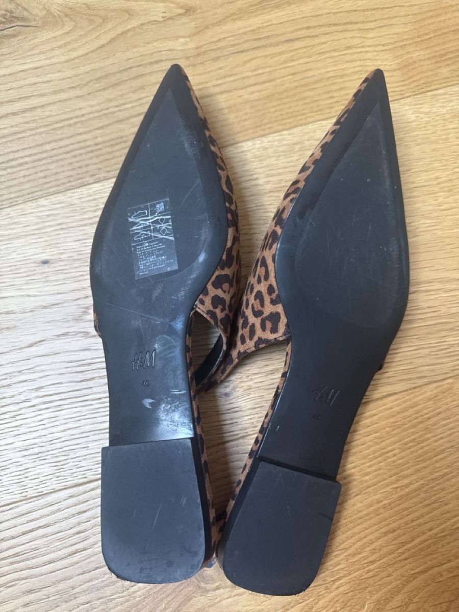 H&M Scarpe da donna: H&M Slingback Shoes Leopard Print Size 40 – Nuovo (secondo la descrizione) da Zürich venduto da bremetobias 1