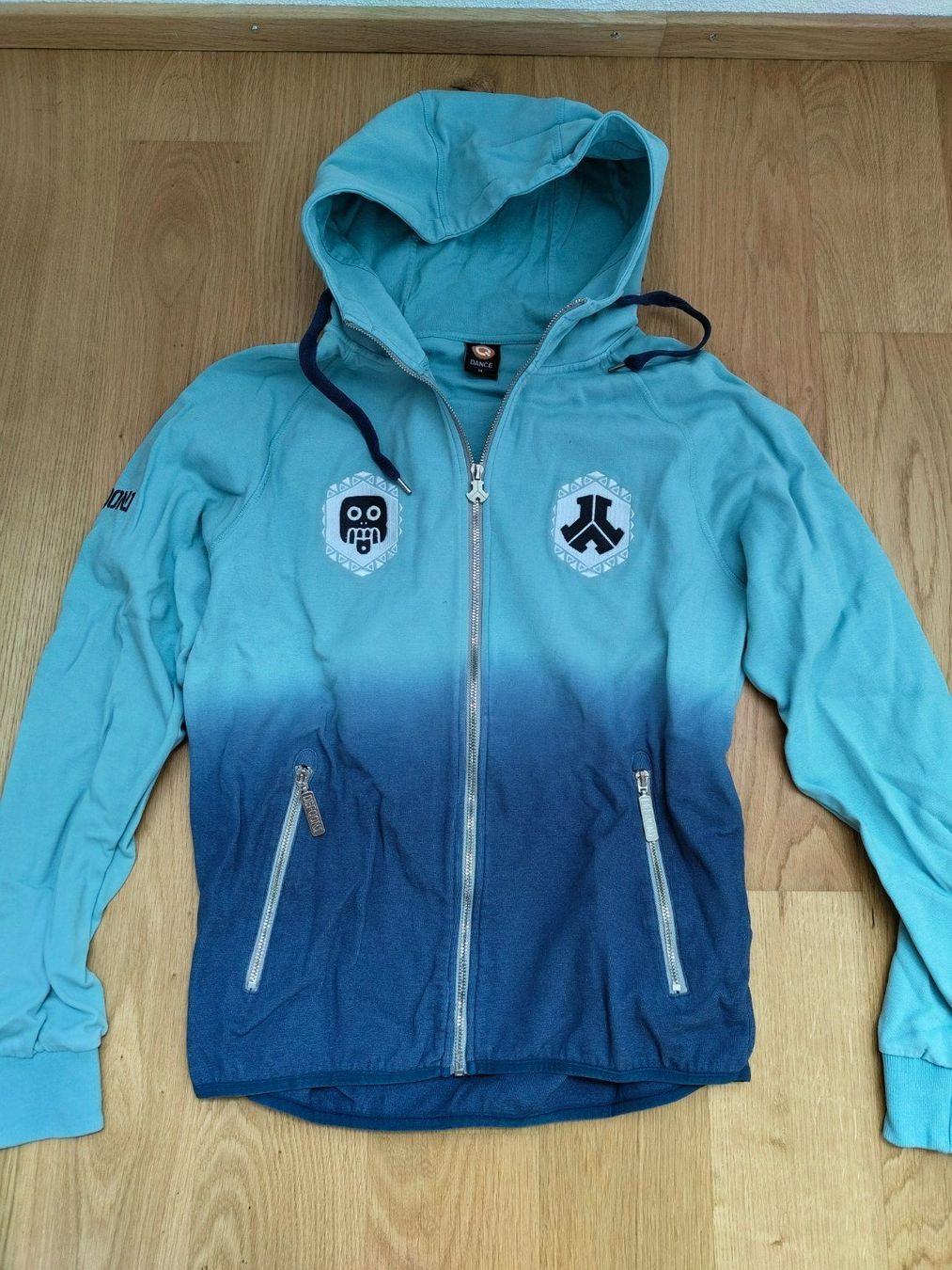 Pullover & Sweatshirts: Defqon.1 Hoody / Kapuzenpullover – Gebraucht aus Schwyz von Balmer92