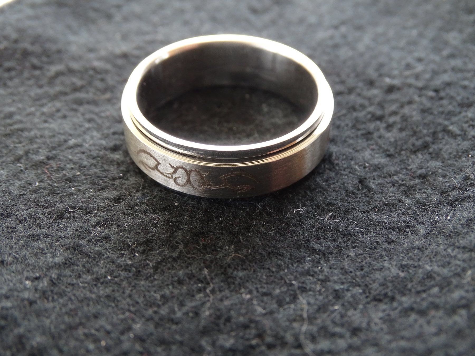Anelli: Ring Edelstahl Tattoo drehbar – Nuovo (secondo la descrizione) da Obergerlafingen venduto da STOGS 4