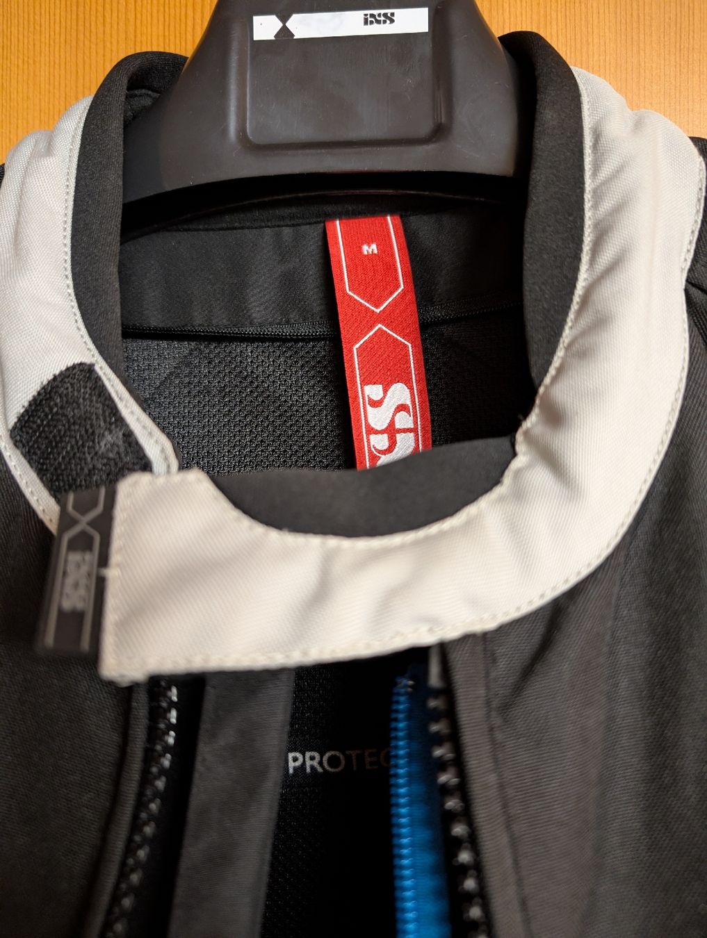 IXS Kleiderpakete: iXS Motorradjacke inkl. Motorradhose – Gebraucht aus Niederurnen von maus.on.the.bike 2
