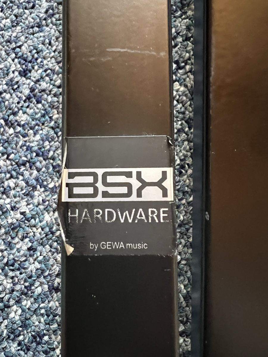 Instrumenten-& Notenständer: Keyboard stand  – Gebraucht aus Posieux von ron_8xfp 1