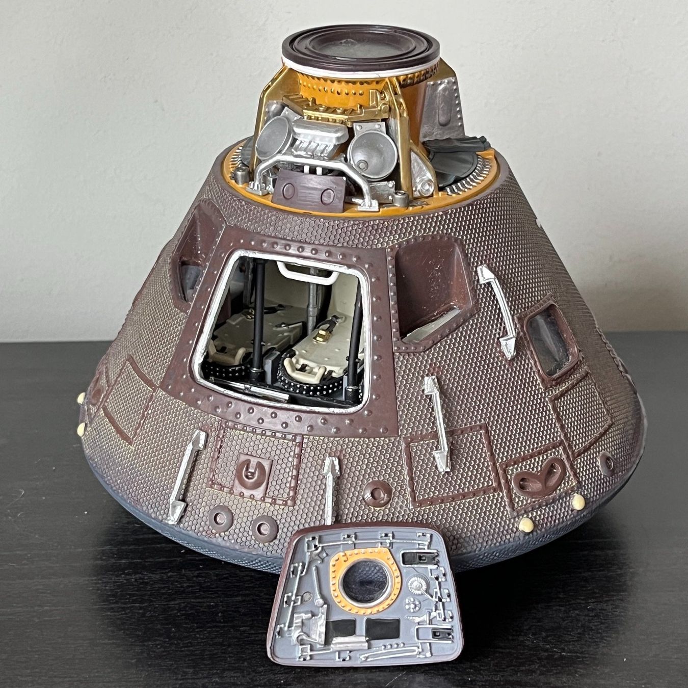 Modellbausätze & Standmodelle: Apollo 11 Command Module Model 1:25 NASA OVP Limited Edition – Neu und originalverpackt aus Lausen von Runway28