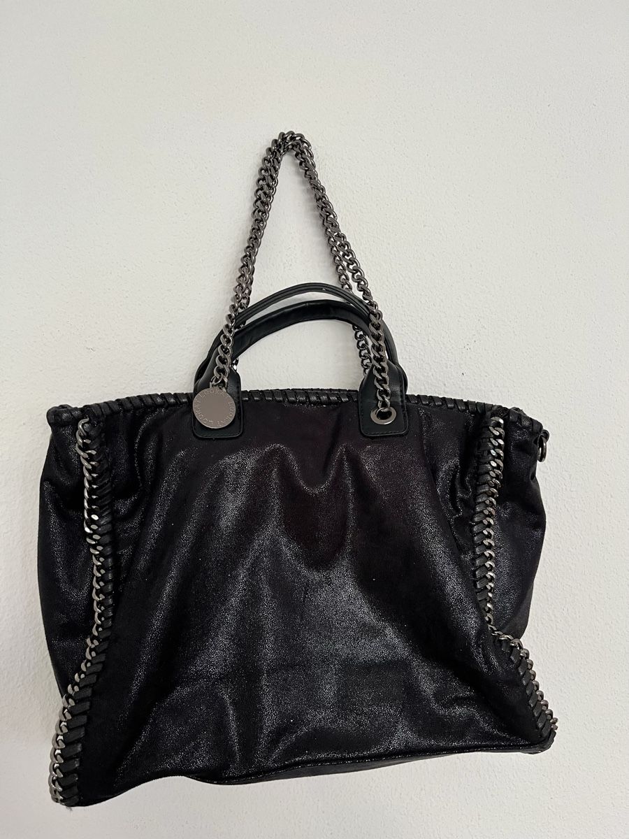 Borse da donna: NEUE SCHWARZE SHOPPER-TASCHE MIT KETTE – Nuovo e nell'imballaggio originale da Basel venduto da JJ.Elena 3