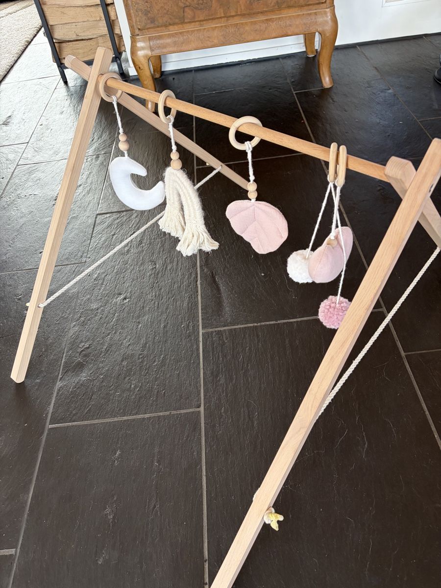 Spielmatte: Baby gym – Gebraucht aus Kilchberg ZH von roz_qcj7