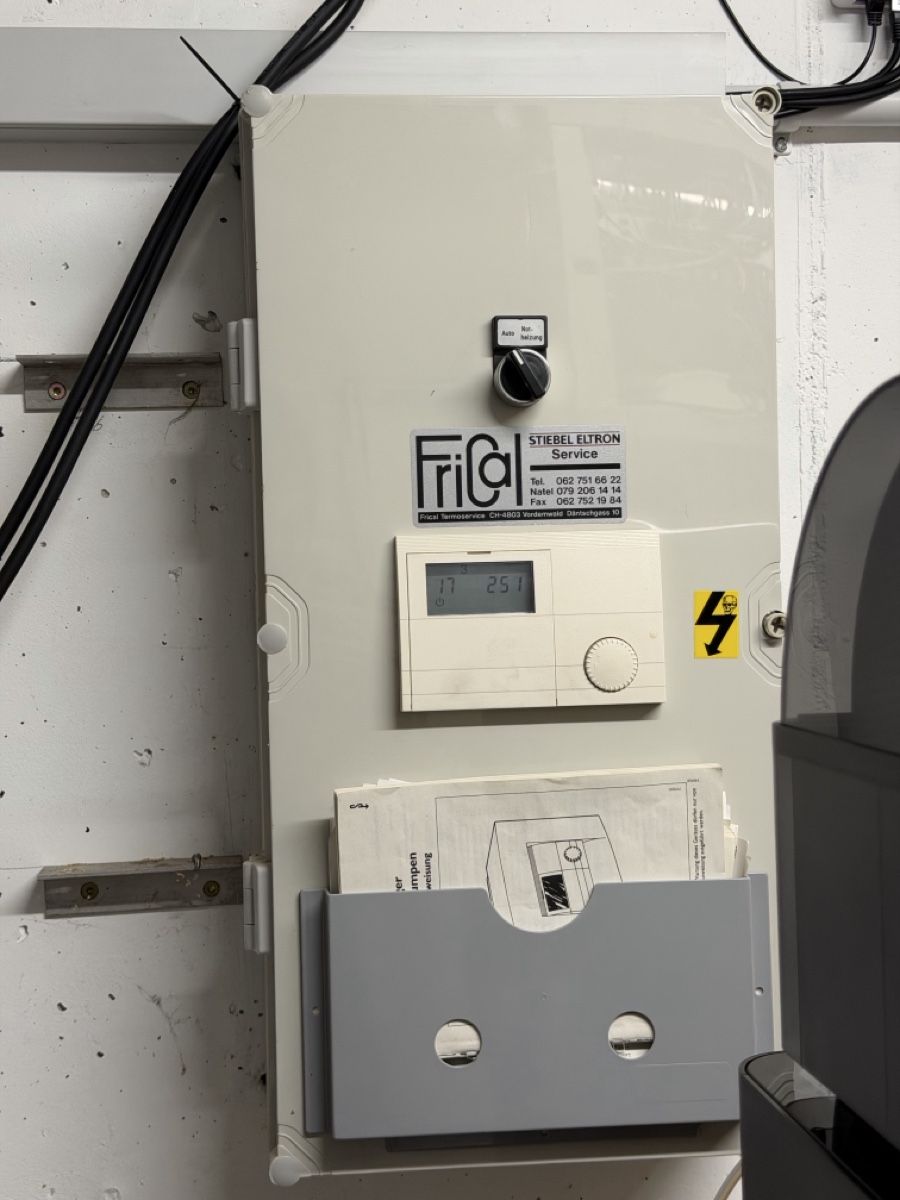 Stiebel Eltron Heizgeräte: Stiebel Eltron Wärmepumpenmanager mit Tableau – Gebraucht aus Wohlenschwil von Snowbound