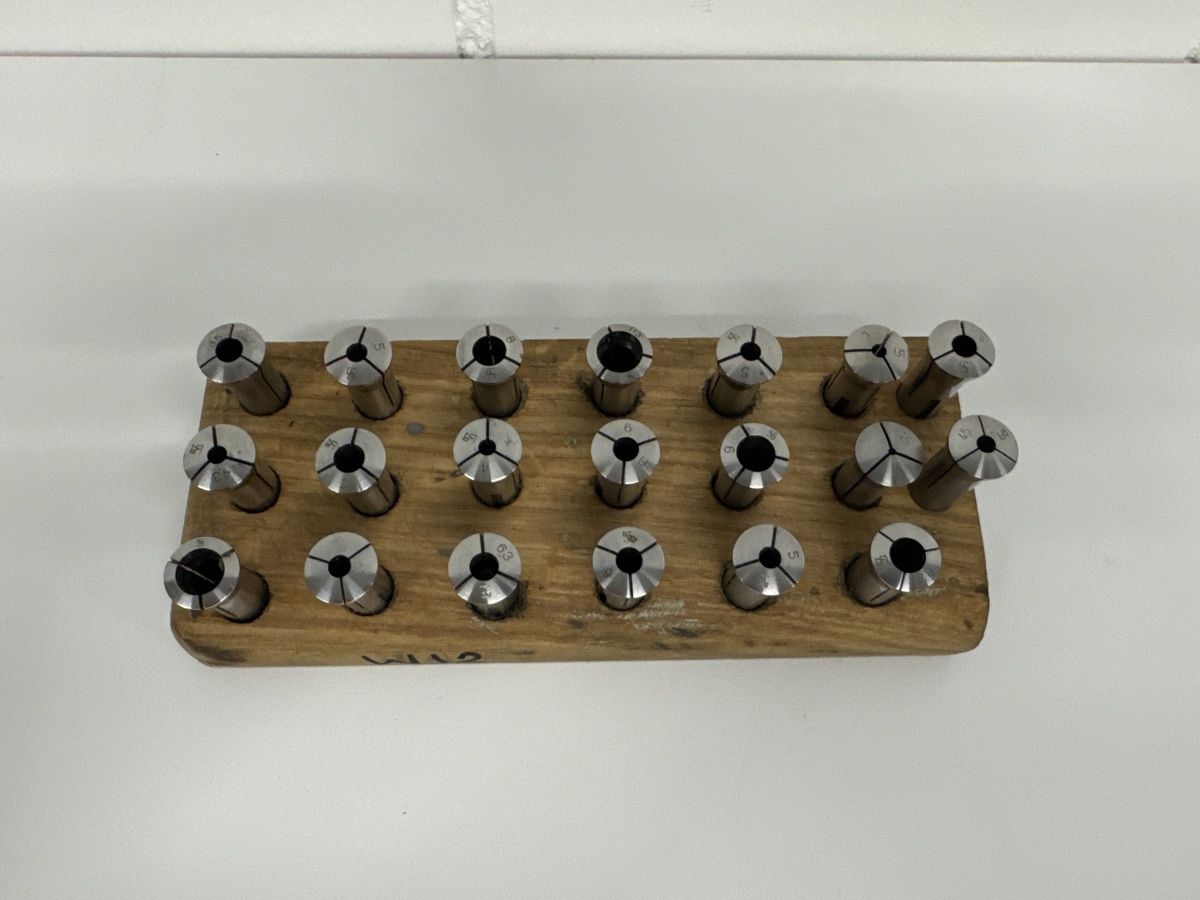 Pinze: Lot de 20 pinces de serrage W12 – Usato da Aarberg venduto da SNMachines 4