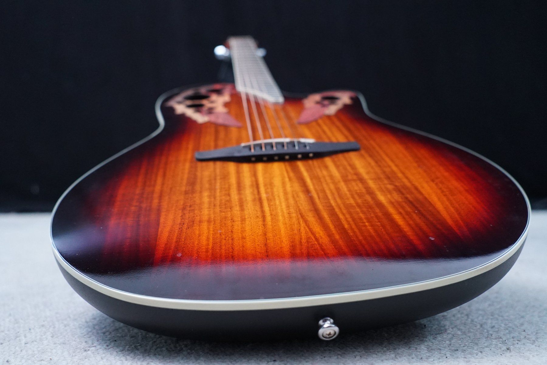 Ovation Musikinstrumente: Ovation Celebrity Elite Plus CE48P Super Shallow – Gebraucht aus Ortschwaben von  1