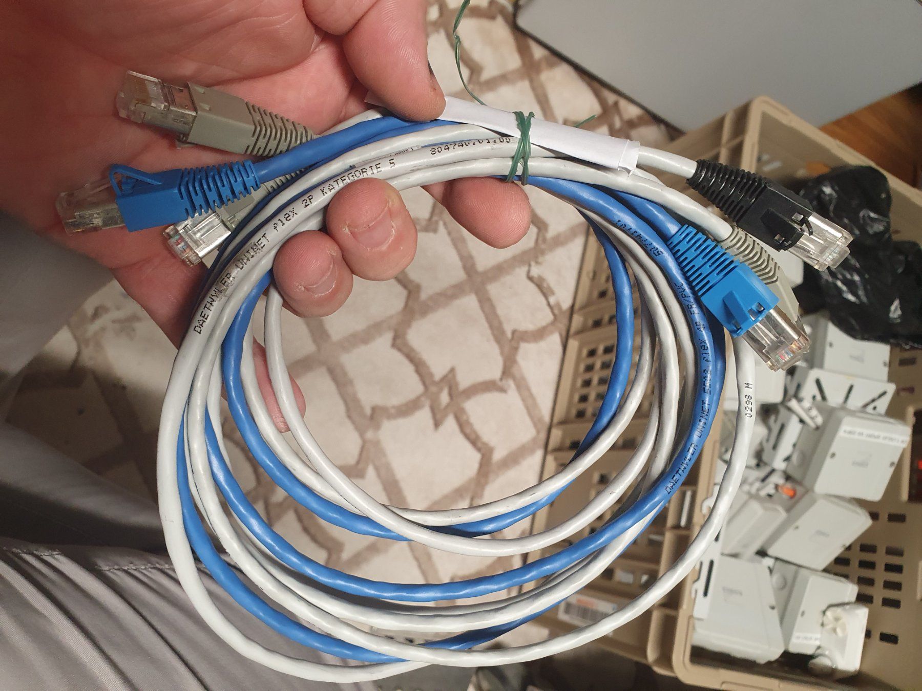 Dätwyler Kabel: Patchkabel Ethernetkabel cat 5e 1.5m Dätwyler 4P uninet 5502 – Gebraucht aus Zürich von eymen20 3