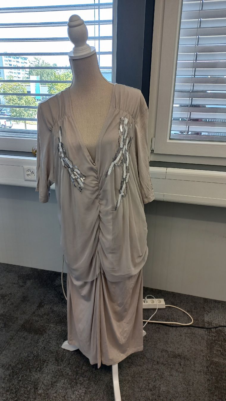 Ulla Popken Vestiti: Kleid von Ulla Popken, Gr. 54/56 – Usato da Hendschiken venduto da Schaetzi0
