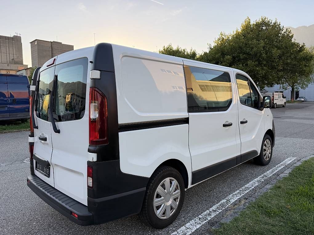 Automobili: NISSAN NV 300 – Usato da Giubiasco venduto da automobili72 4