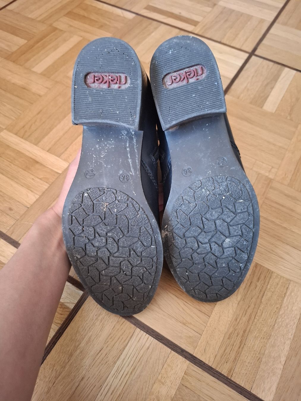 Rieker Scarpe da donna: Bottines en cuir taille 38 – Usato da La Tour-de-Peilz venduto da Marin_nette 2