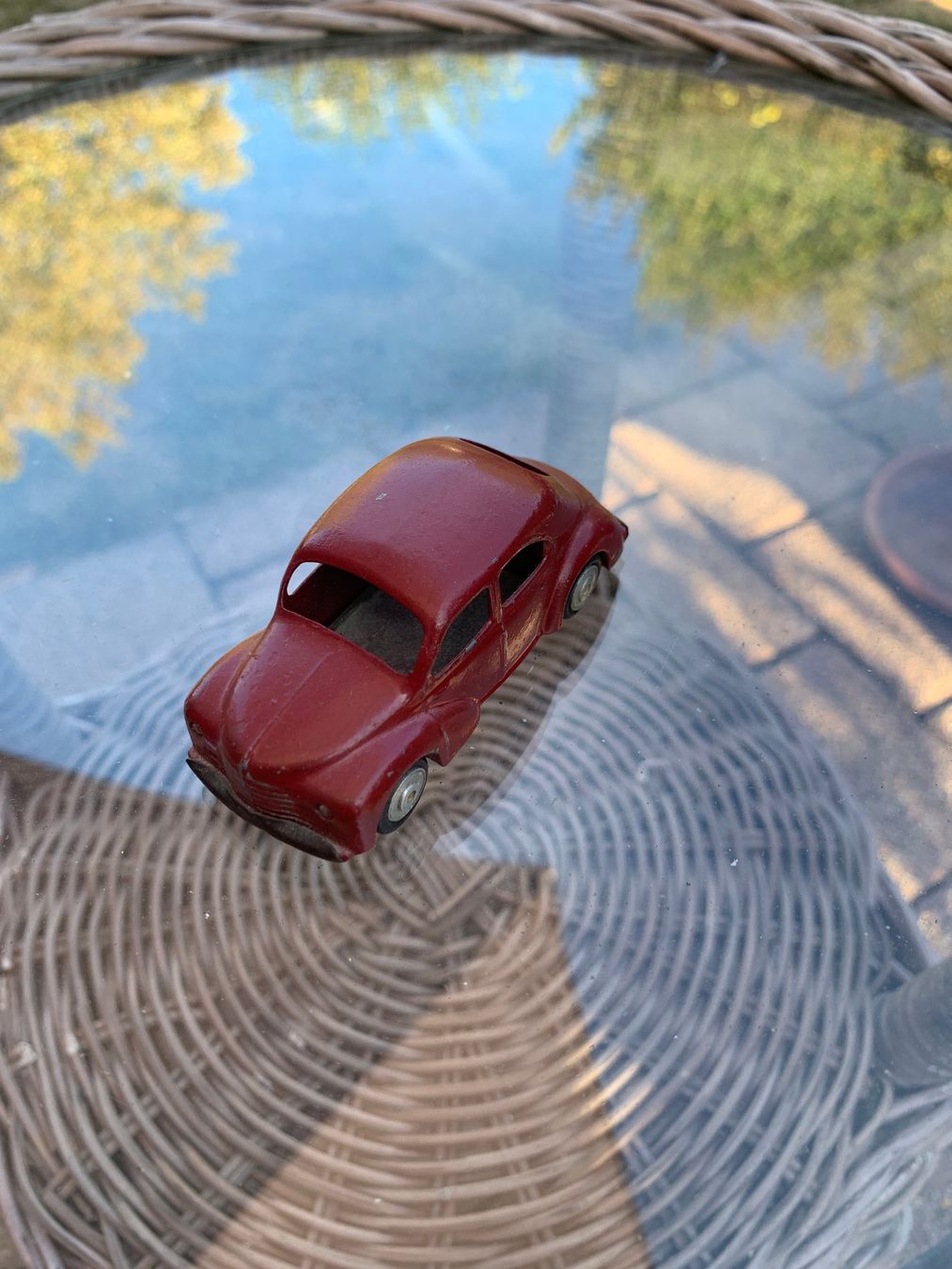 Renault Voitures modèles: Renault 4CV Blechmodell, 1:45 – D'occasion à Neftenbach par epb_6y5g
