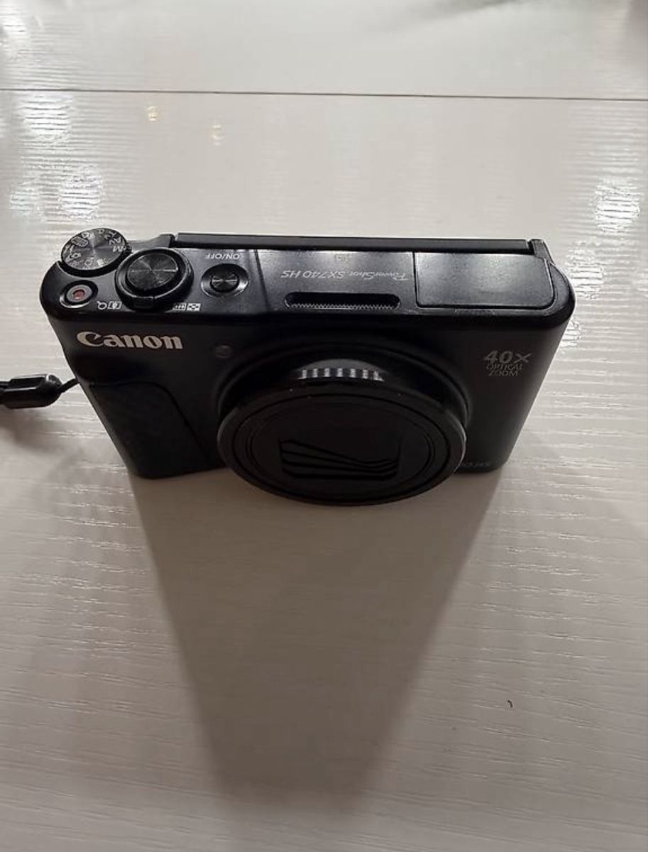 Canon Fotocamera: Canon PowerShot SX740 HS  – Usato da Zurich venduto da isa_l8yp