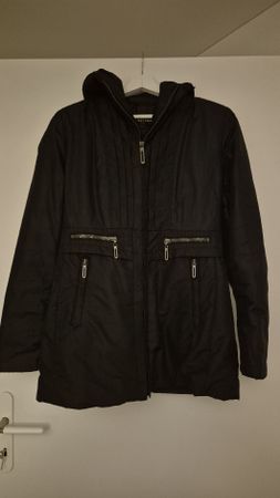 Creenstone Winter Jacke, Gr. 36, Top Zustand, Schwarz