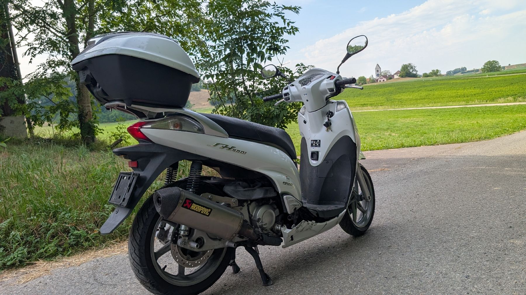 Honda Scooters: Honda SH 300 AR + AKRAPOVIC  – Gebraucht aus Dübendorf von vel_k2g6 2