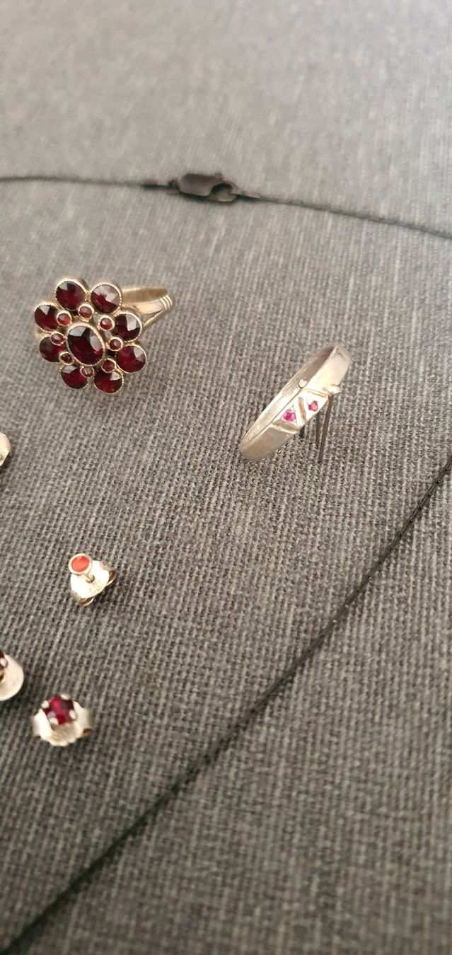 Sonstiger Schmuck: Schmuck Konvolut Ringe Ohrstecker Kette  – Gebraucht aus Winterthur von LaRoque 1