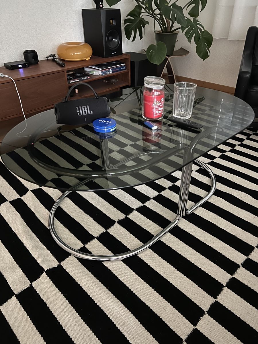 Tavoli: bauhaus chrom glas couchtisch – Usato da Pfäffikon SZ venduto da str_s55r