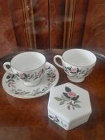 WEDGWOOD Geschirr Set.