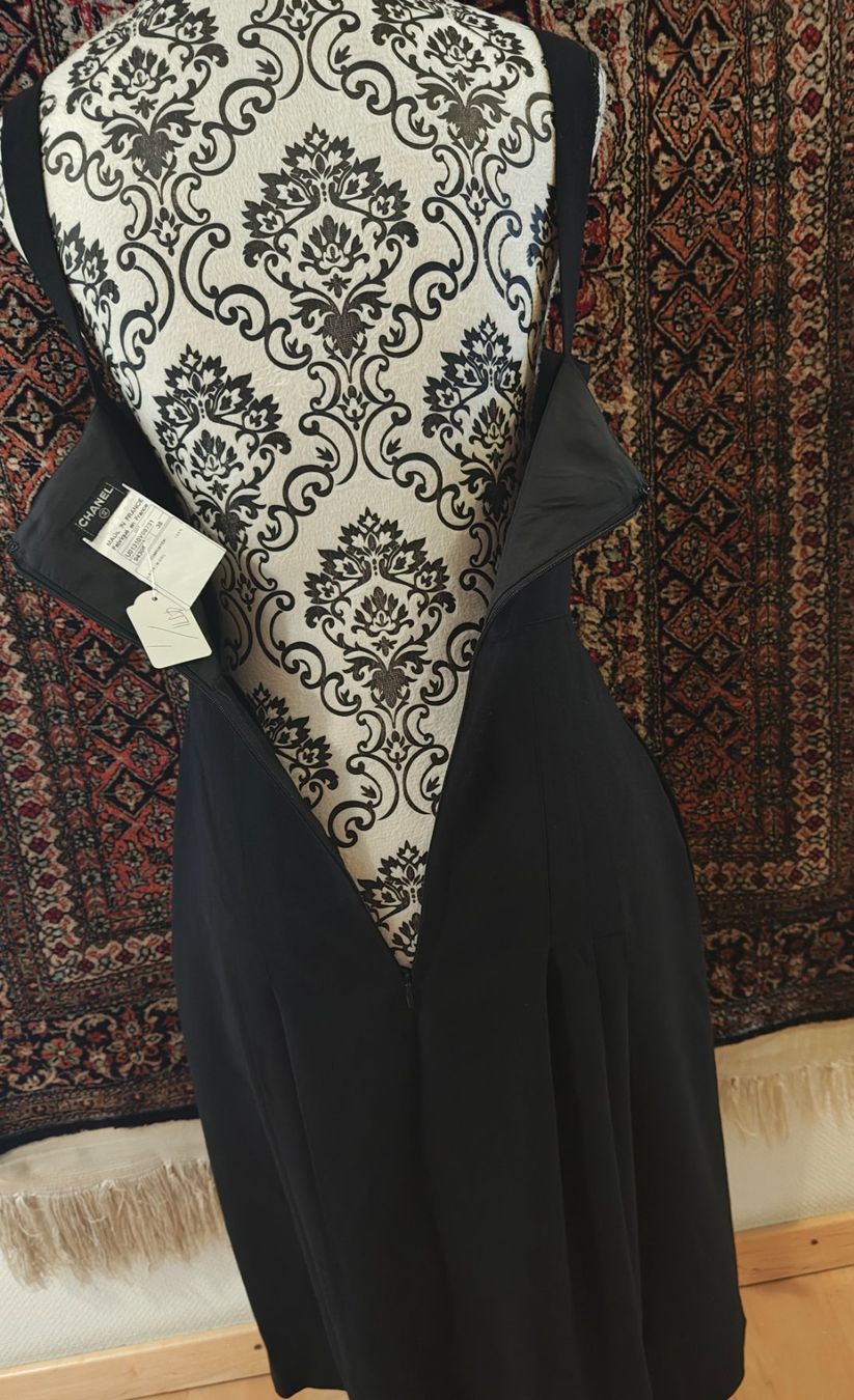 Chanel Vestiti: Chanel Kleid – Nuovo (secondo la descrizione) da Schaffhausen venduto da sim_j822 5