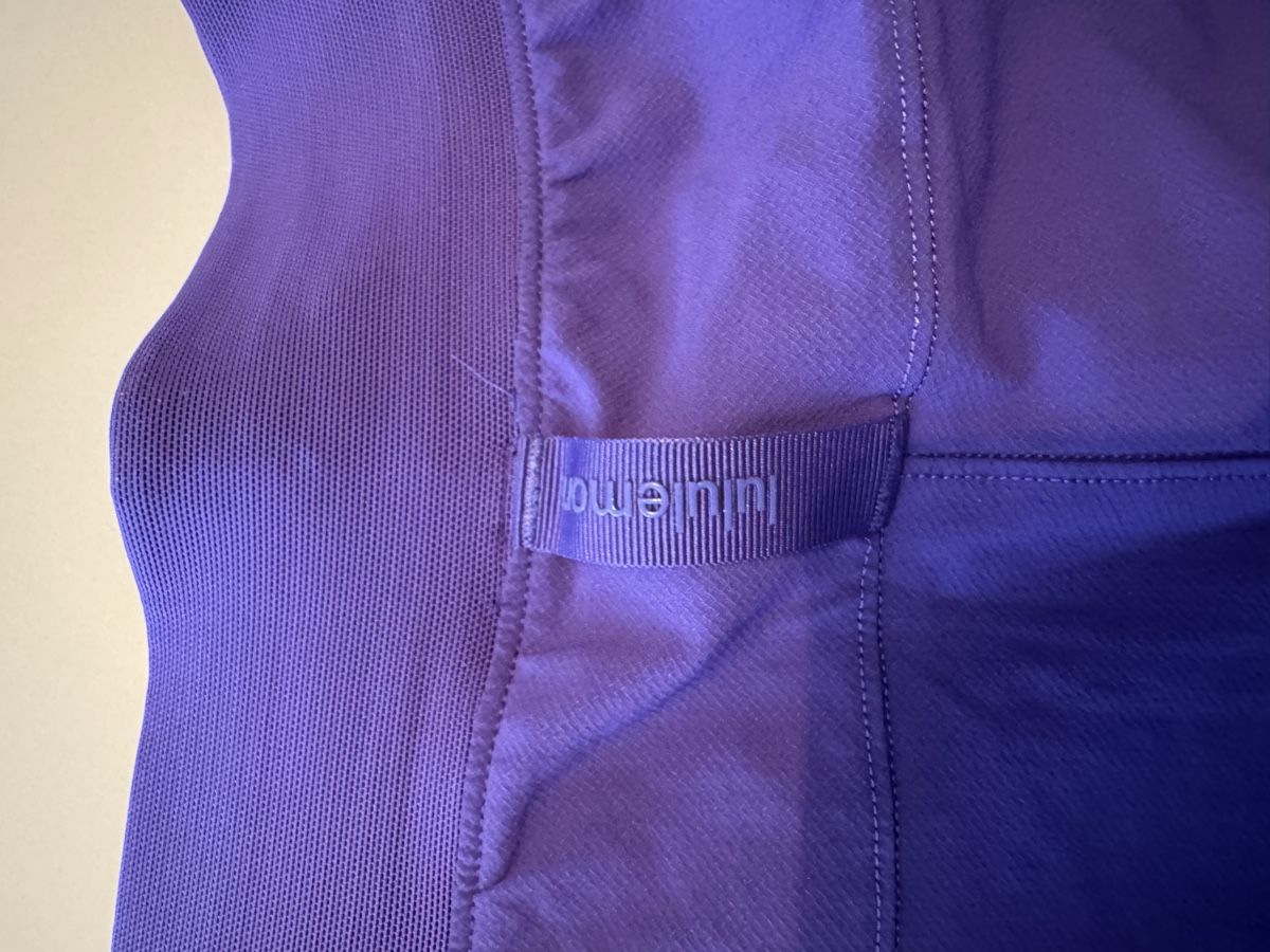 Lululemon Hosen: Lululemon Shorts – Gebraucht aus Birmensdorf ZH von kri_hr8b 2