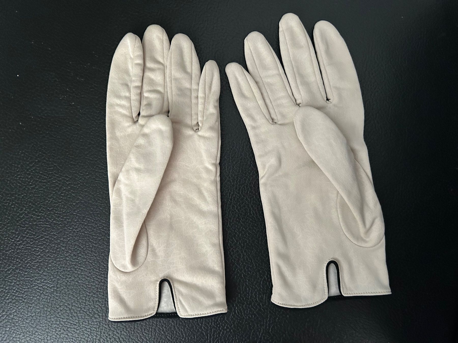 Handschuhe & Handstulpen: HANDSCHUHE vintage beige – Gebraucht aus Arbedo von nadia1973 1