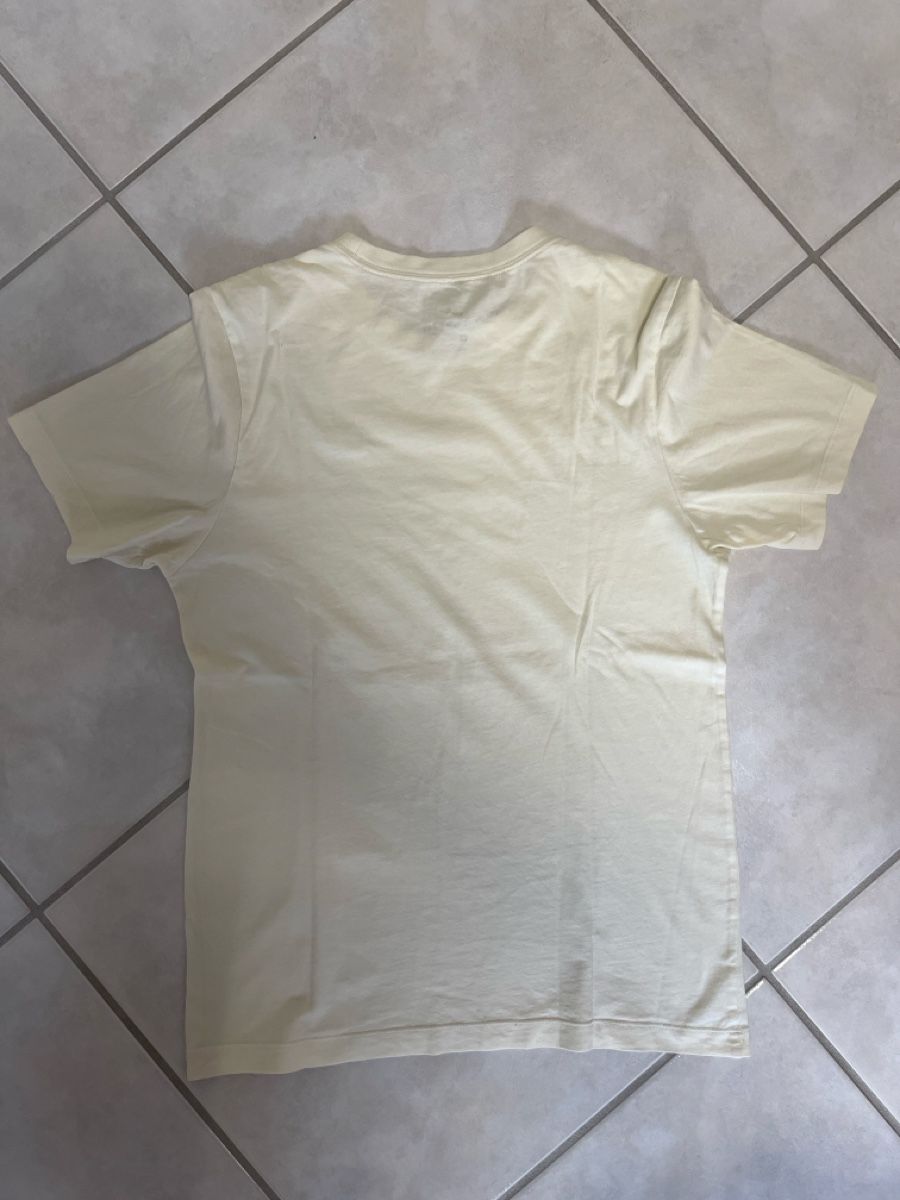Nike T-shirt: T-shirt Nike jaune clair taille S – Nuovo (secondo la descrizione) da Delémont venduto da gabrielquintas9 2