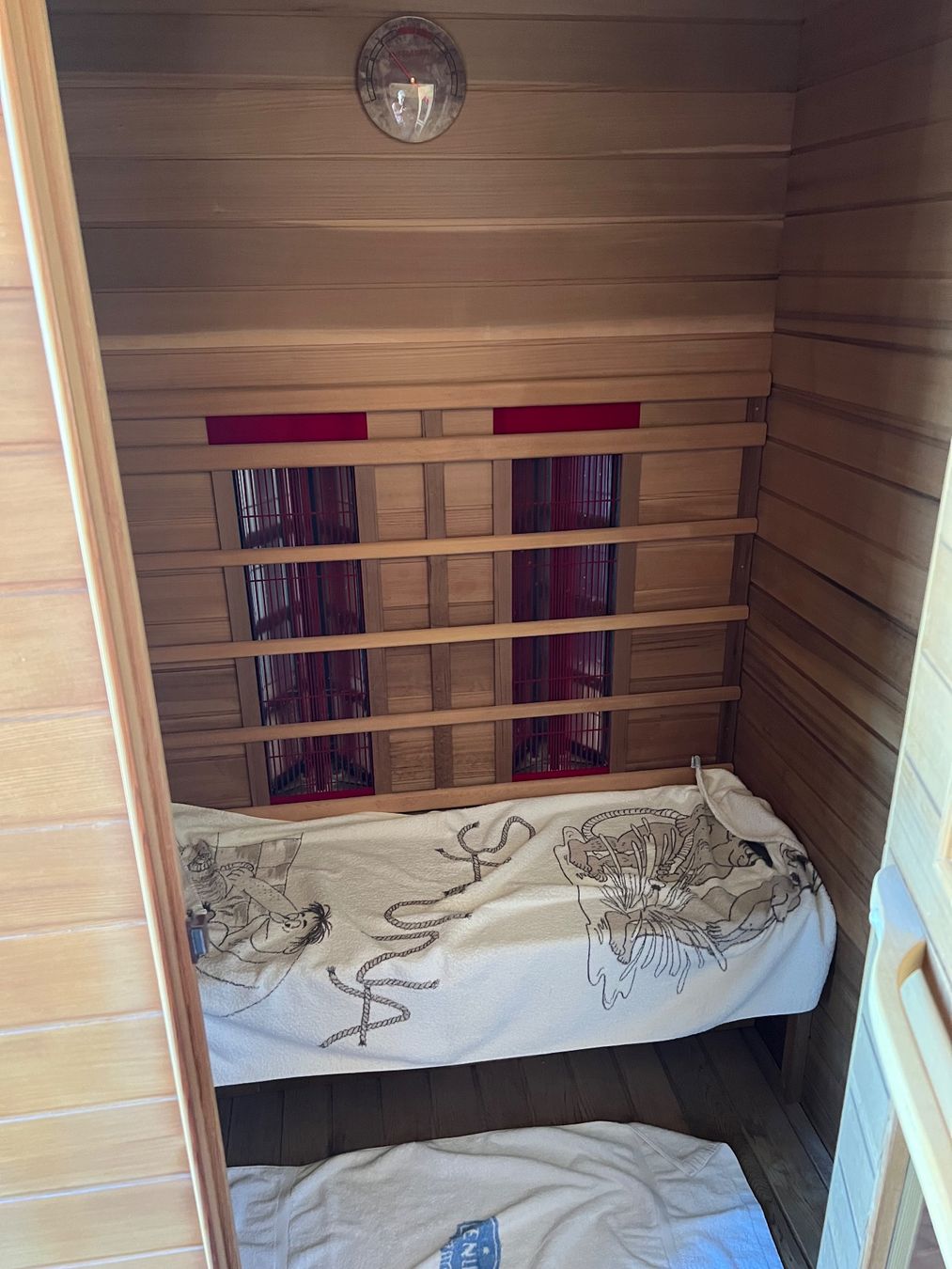 Saunas & Accessoires: Venus infrarotsauna – D'occasion à Gutenswil par yvonnec58 2