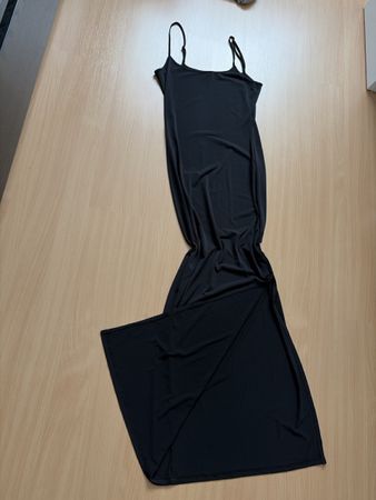 Kleid schwarz Stradivarius Grösse S guter Zustand