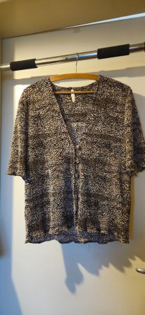 Damen Bluse kurzarm gemustert Grösse 46 guter Zustand