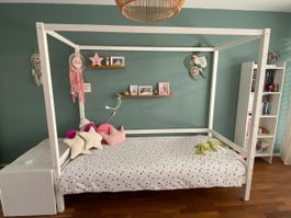 Kinder Himmelbett mit Lattenrost, gut erhalten, Frühlingsrab