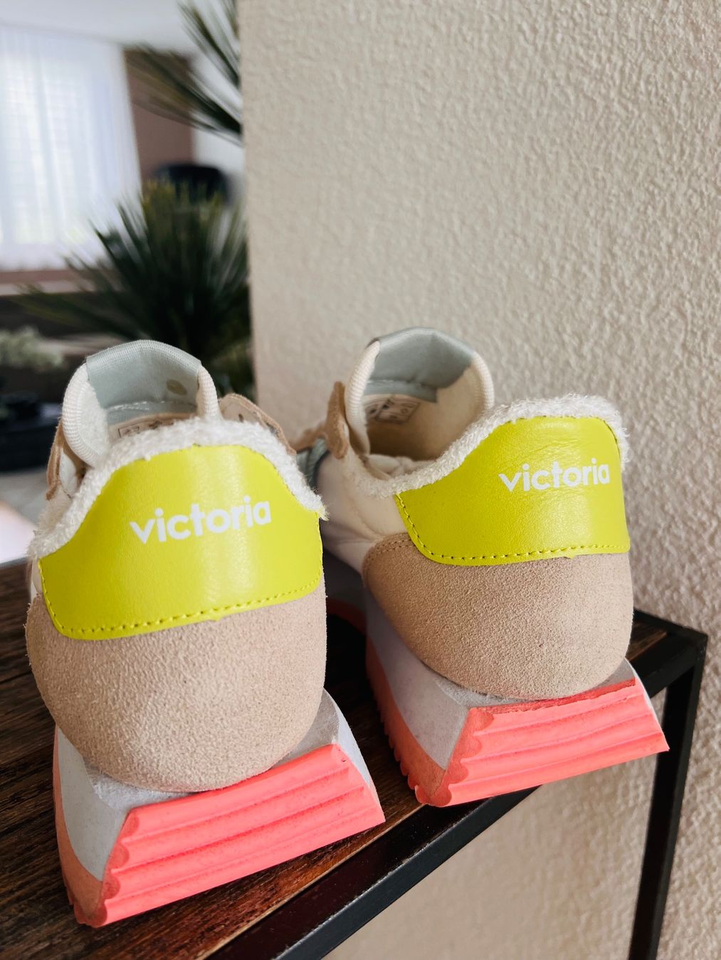 Victoria Damenschuhe: Victoria Sneaker Gr. 39 - Top Zustand – Neu (gemäss Beschreibung) aus Wollerau von Soda.007 1