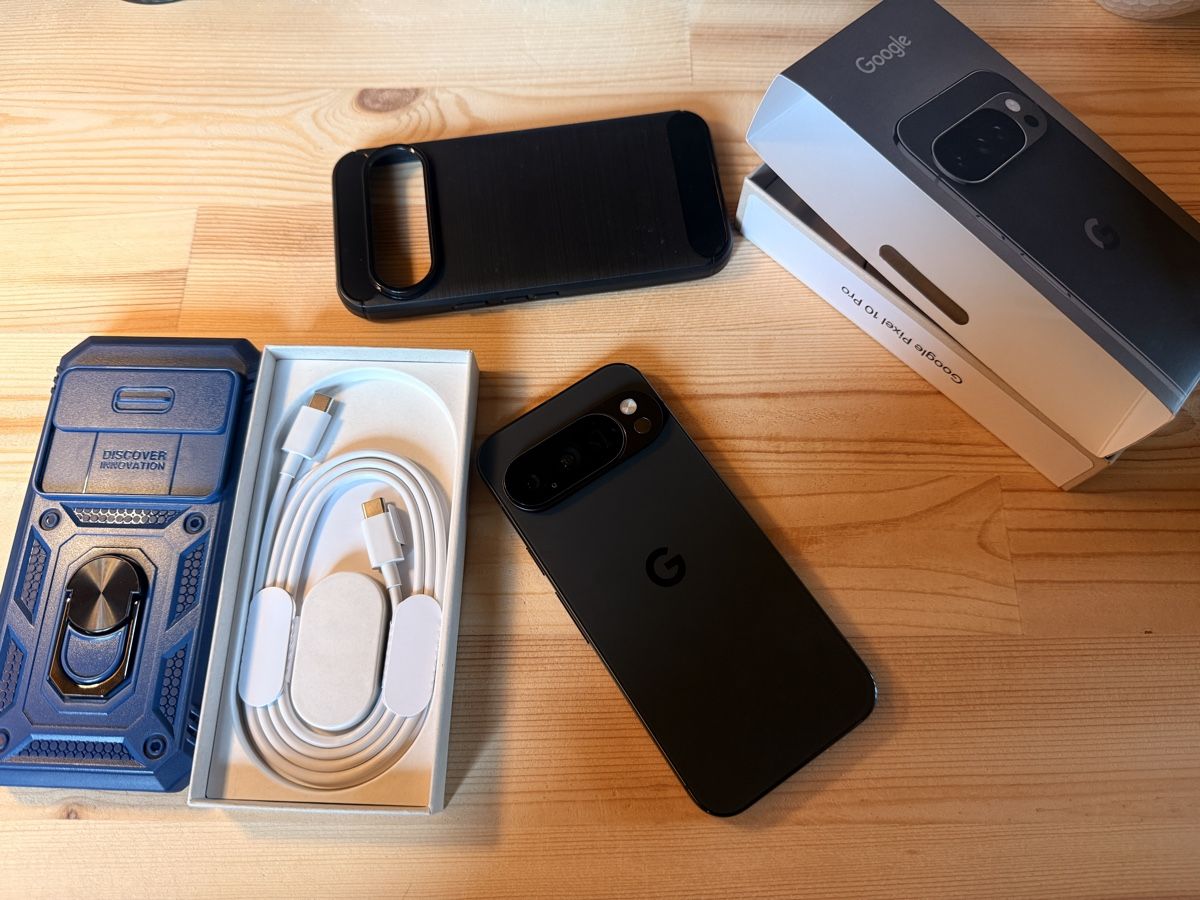Google Telefoni cellulari / Smartphones: Google Pixel 10 Pro Obsidian mit 256Gb  – Usato da Oberwil i. S. venduto da PilotM