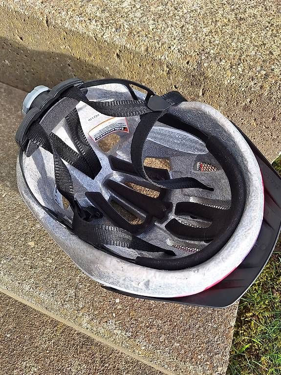 Caschi: Kinder Velohelm  – Usato da Thunstetten venduto da Nini046 2
