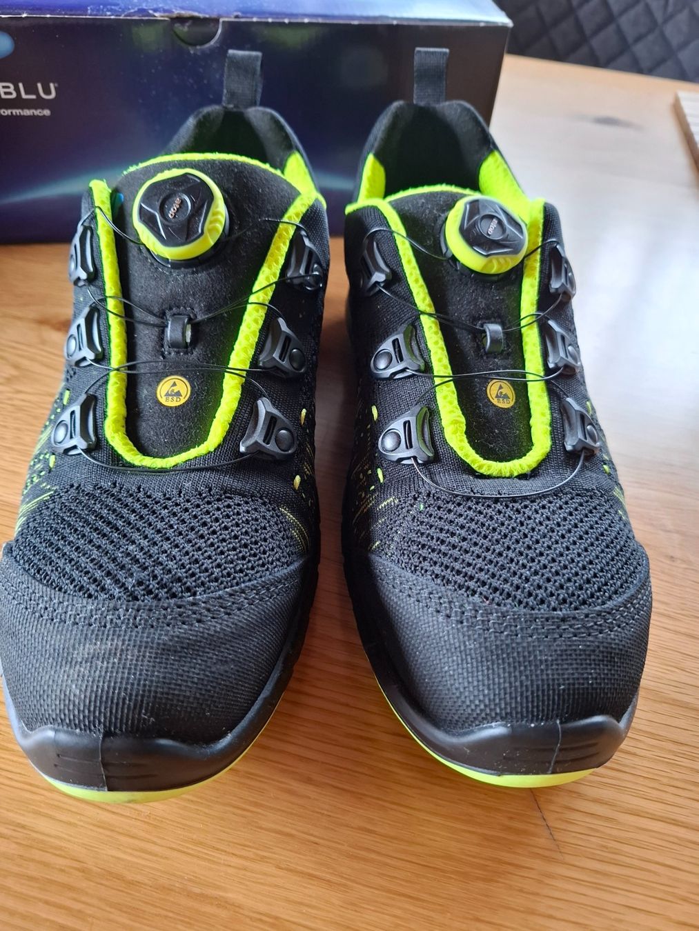 Scarpe da uomo: Sicherheitsschuh ESD gr.39 – Usato da AU SG venduto da Mishi_97 1