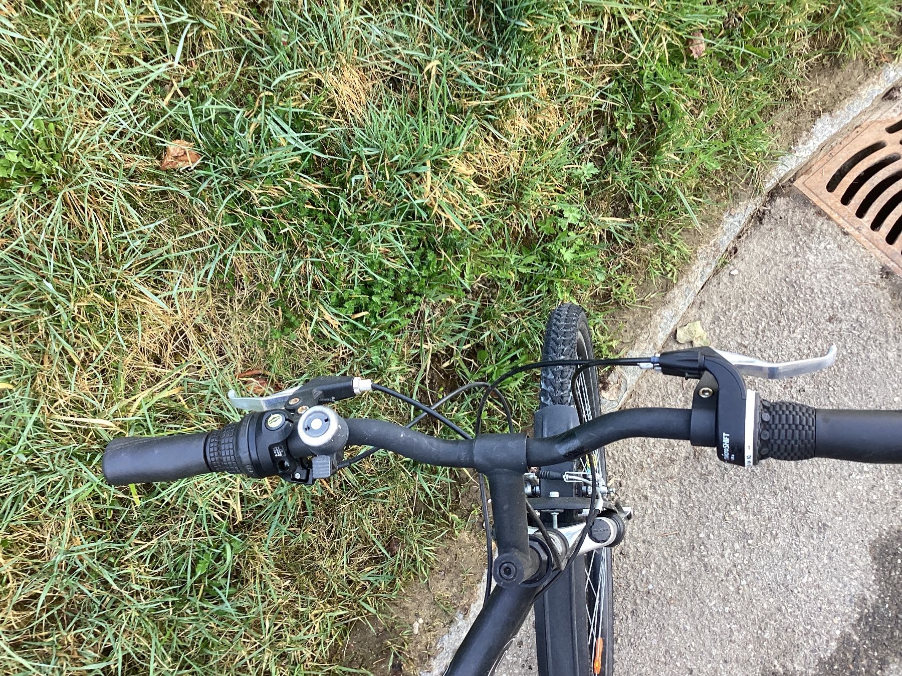 Vélos: Avigo Mountainbike "Stone" – D'occasion à Kehrsatz par sodiesunddas 4