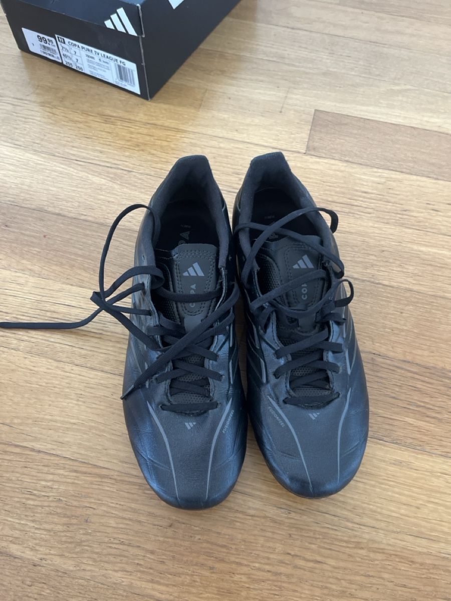 Scarpe da uomo: Adidas Fusballschuhe – Nuovo (secondo la descrizione) da Bern venduto da Maurion 1