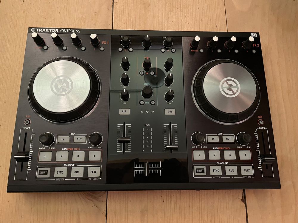 Native Instruments Traktor Kontrol S2 MK2 (Gebraucht) in Oberburg für ...