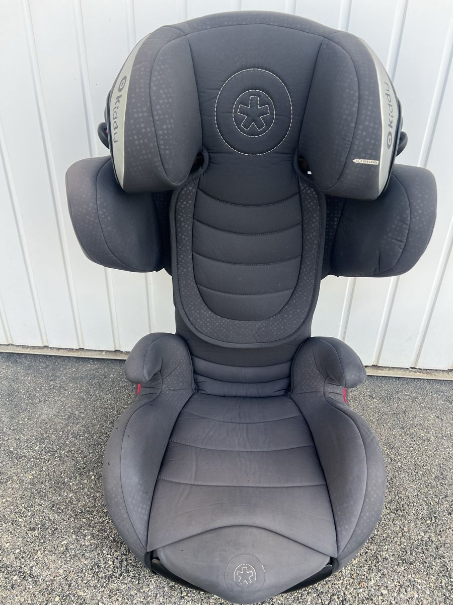 Kiddy Auto-Kindersitze: Kindersitz von Kiddy - Cruiserfix Pro3 – Gebraucht aus Uster von Glur1