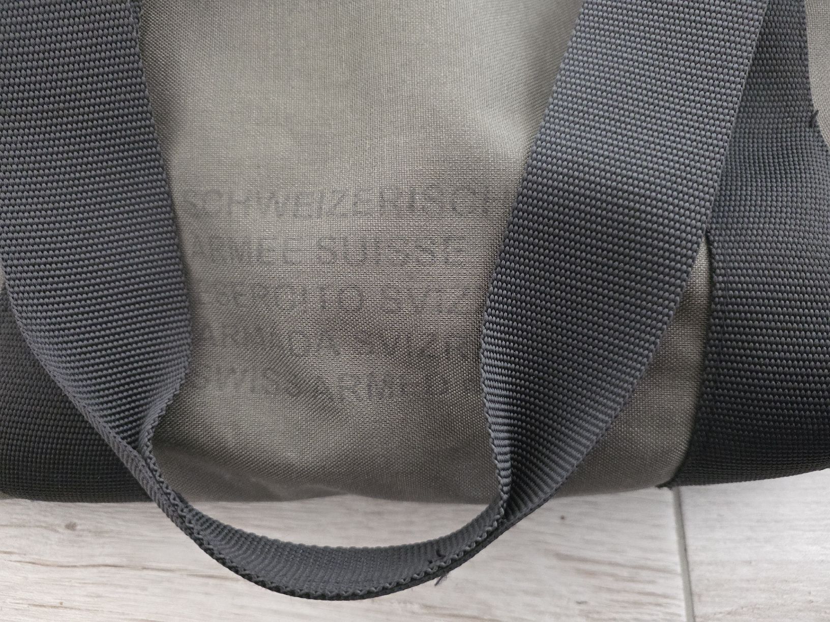 Borse: Schweizer Armee Tasche Militär – Usato da Dorf venduto da Echo_Elements 2